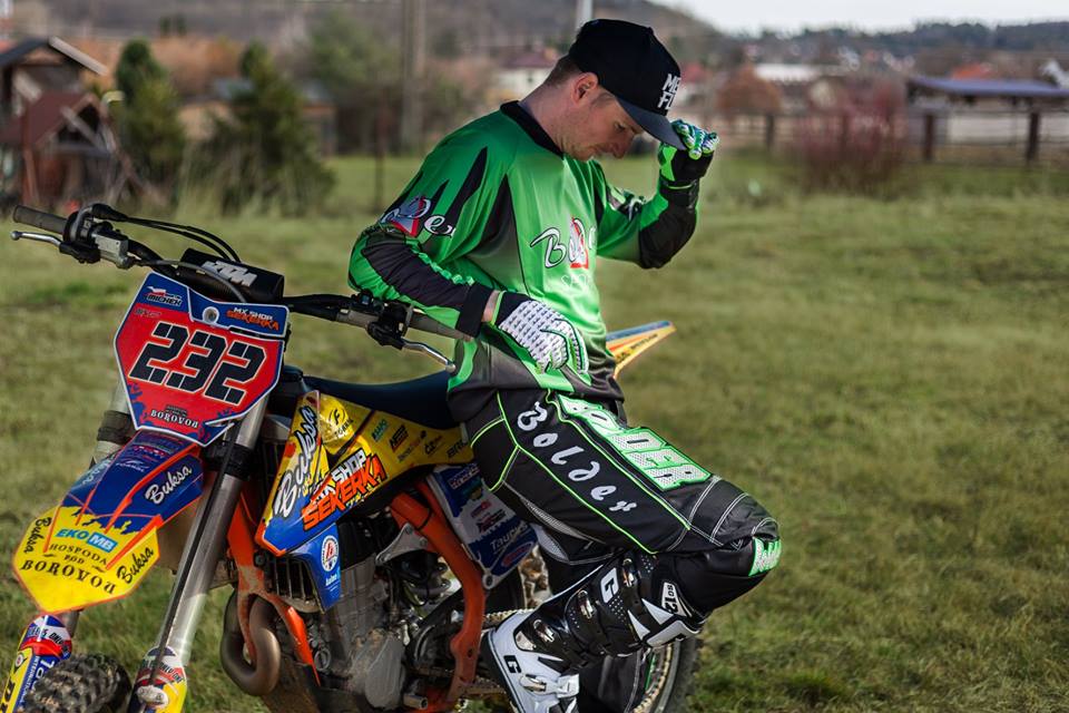 Motocross wear, motocross suits, motocross gloves